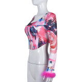 Women's sexy, slim, open navel feather print top