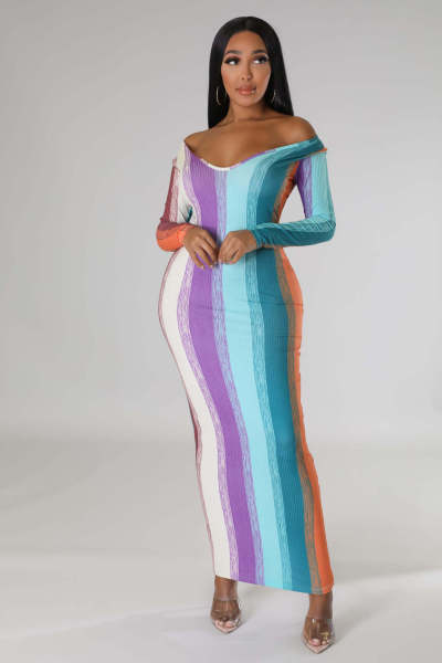 Sexy and fashionable digital printing V-neck long-sleeved women's dress