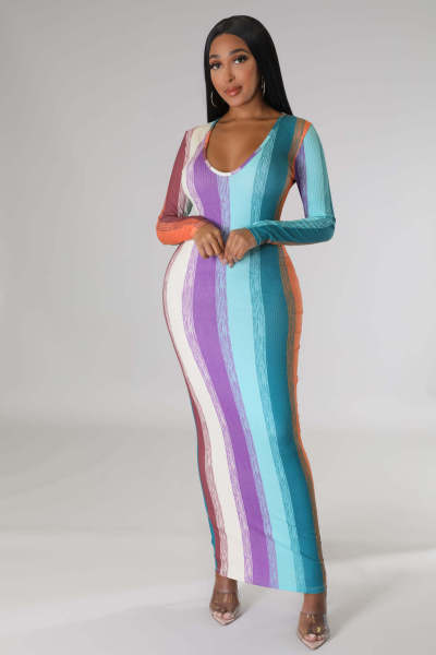 Sexy and fashionable digital printing V-neck long-sleeved women's dress