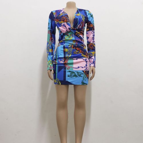 Sexy and fashionable digital printing V-neck women's dress