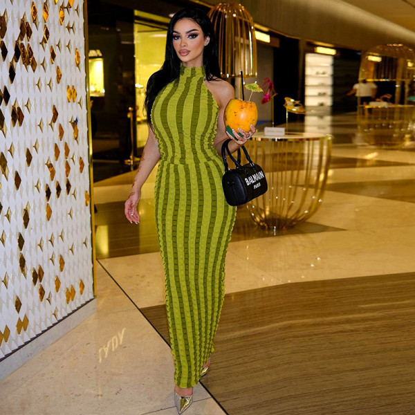 Double-color backless neckless popcorn slim sleeveless dress