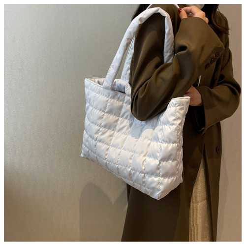 Fashionable leisure large capacity bag, armpit bag, foreign style, simple one shoulder cross-body tote bag