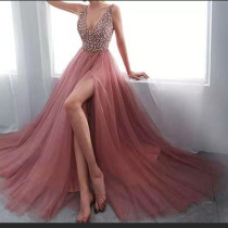 Solid color embroidered beaded sexy V-neck dress Solid color embroidered beaded sexy V-neck dress