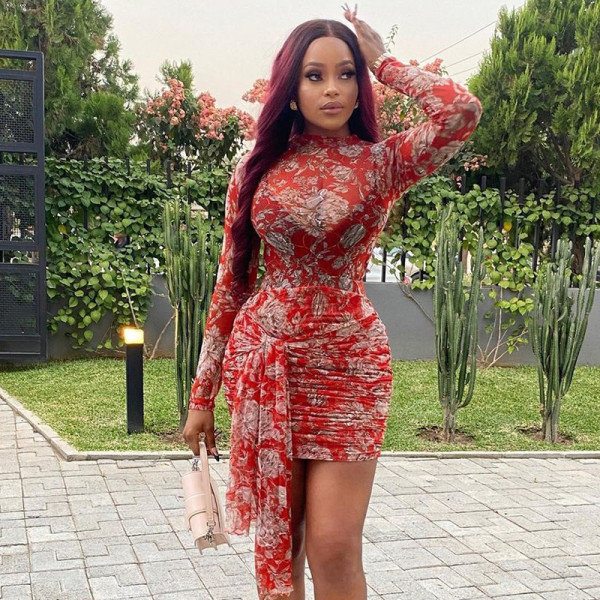 Mesh tight-fitting dress, round neck, long sleeve, bandaged buttock skirt, sexy trendy pullover skirt