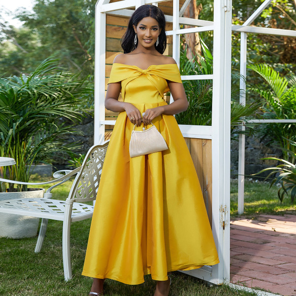 Straight neck, high waist, slim A-line skirt, commuting style, casual, comfortable, outdoor dating dress