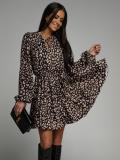 Long sleeve dress with large hem and printed neckband