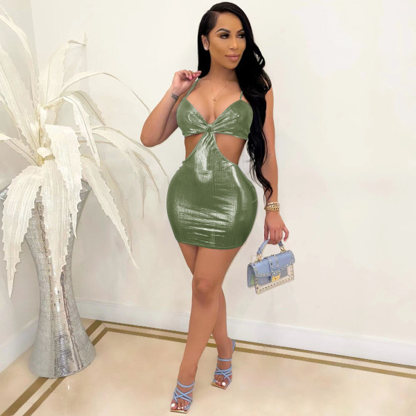 Sleeveless dress, open back, waist, suspender, buttock dress