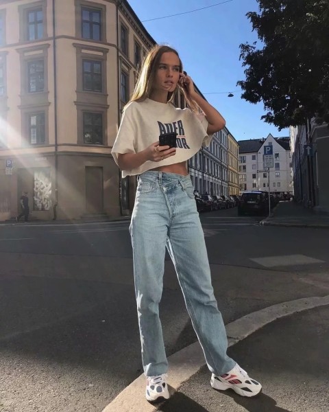 Asymmetrical design, staggered buckle, loose fitting jeans, straight pants, wide leg daddy pants