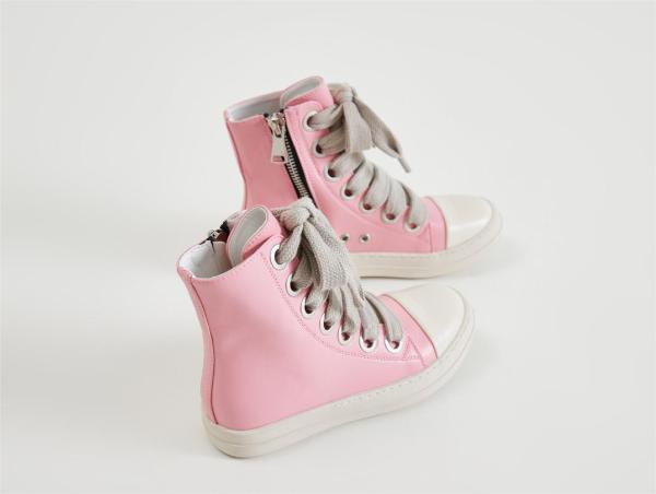 High top shoes, thick shoelaces, large eyelets, men's and women's same pair of cricket shoes
