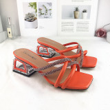 Thick heeled slippers