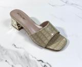 High heeled slippers, thick heeled oversized women's shoes