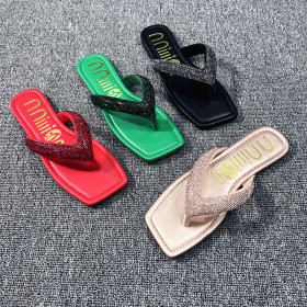 Flat slippers Large herringbone sandals