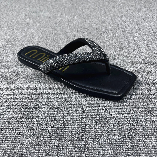Flat slippers Large herringbone sandals
