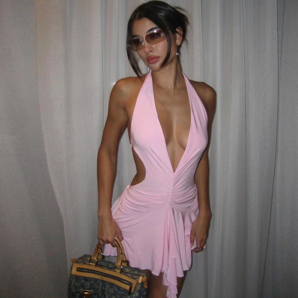Hanging neck lace up sleeveless sexy cut-out backpack hip skirt