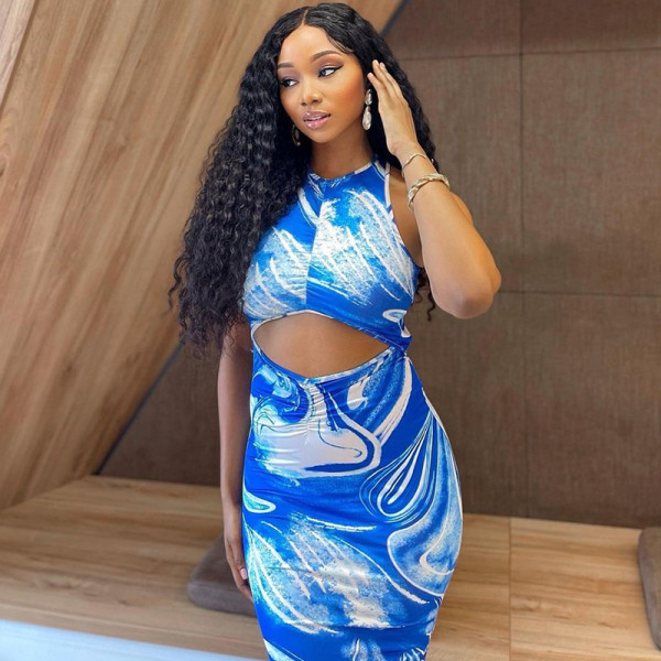 Hollow out tight fitting dress with round neck and open backpack buttocks, one step long skirt, digital print, holiday style skirt