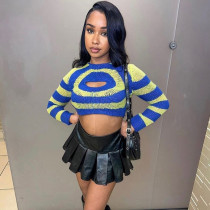 Contrasting wool hollow long sleeve short blouse