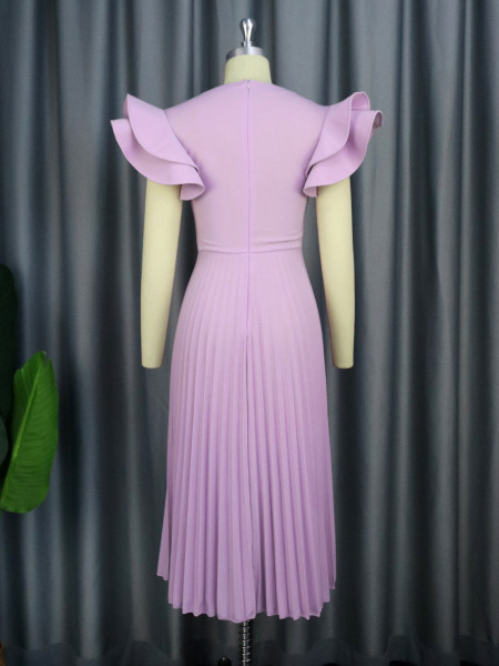 Light purple square neck dress with elegant temperament and casual commuting pleated skirt