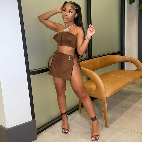 Solid PU leather zippered belt with slit and exposed navel two-piece skirt set