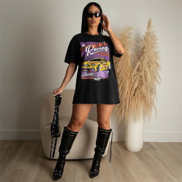 Vintage printed medium length loose fitting short sleeved top