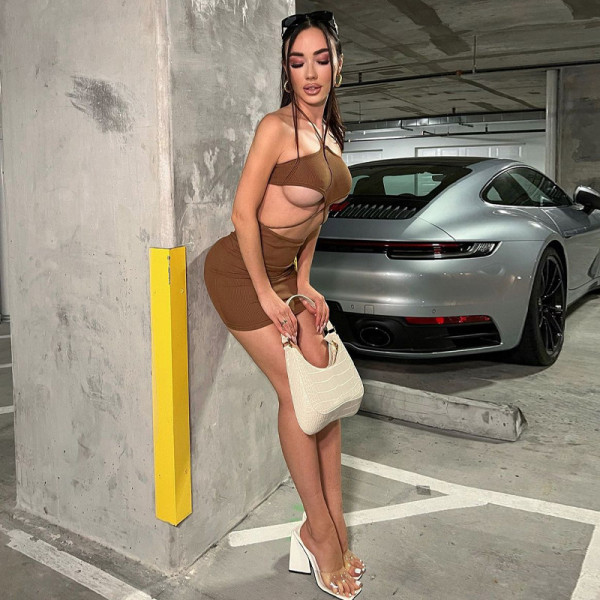 Women's fashion lining with hollowed out small tank top and buttocks wrapped dress