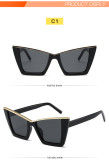 Large frame cat eye sunglasses for women, golden V-top, cool sunglasses, trendy and stylish glasses
