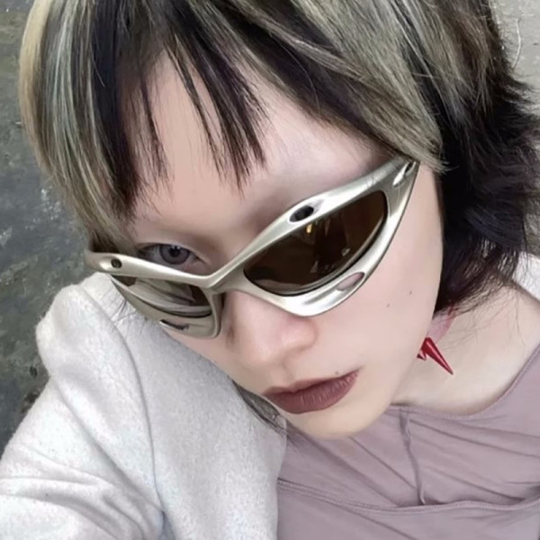 Cool sports sunglasses for men, cool oversized frame for road cycling sunglasses for women, fashionable Y2K glasses