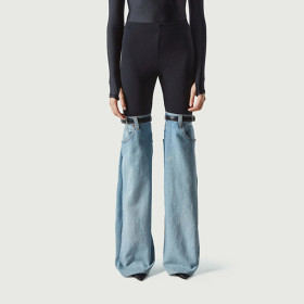 High waisted panels with contrasting colors and personalized design feel, jeans appear slim and versatile, straight tube micro flared pants