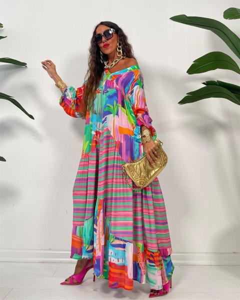 Oversized V-neck printed skirt with pleats, long sleeved loose fitting dress