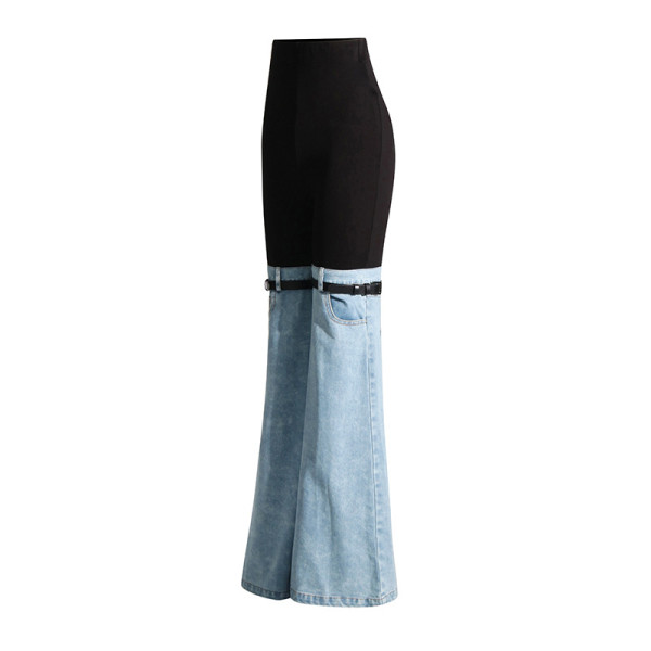 High waisted panels with contrasting colors and personalized design feel, jeans appear slim and versatile, straight tube micro flared pants