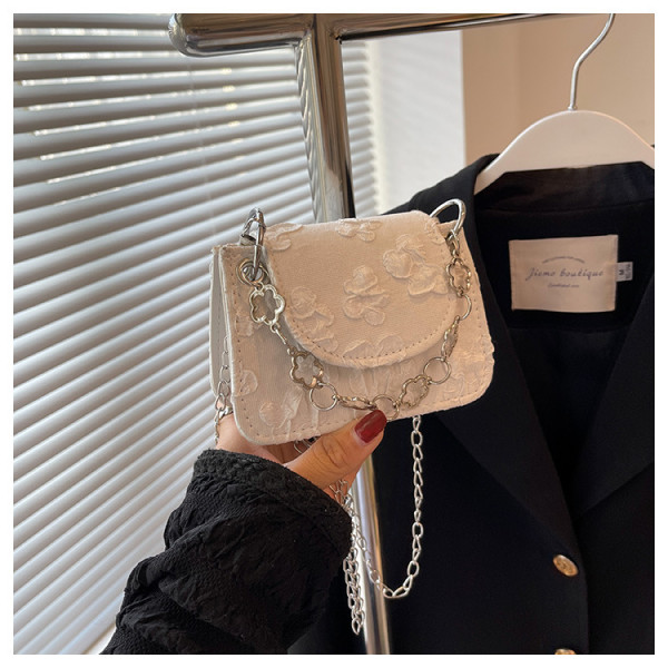 Minimal Chain Mini Lipstick Bag Crossbody Bag