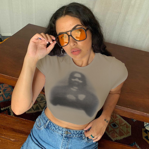 Basic round neck portrait printed short sleeved T-shirt