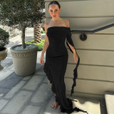 Fashionable and personalized one shoulder pleated solid color slim fitting dress