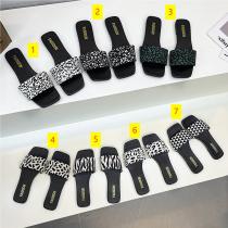 Beach casual fashion sandals