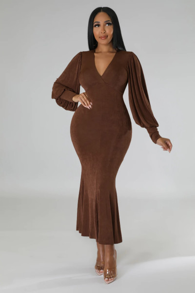 Long sleeved V-neck slim fitting temperament waistband dress autumn and winter women's dress
