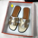 Slippers for women, versatile and fashionable for outerwear, one line flip flops for beach sandals for women, flat bottoms