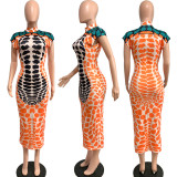 Personalized positioning printed high neck dress with tight and sexy buttocks wrapped skirt