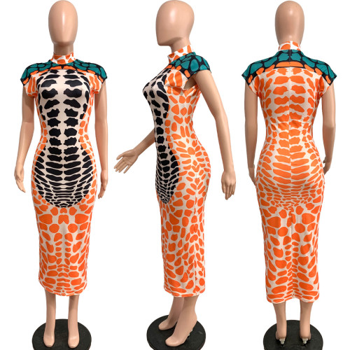 Personalized positioning printed high neck dress with tight and sexy buttocks wrapped skirt