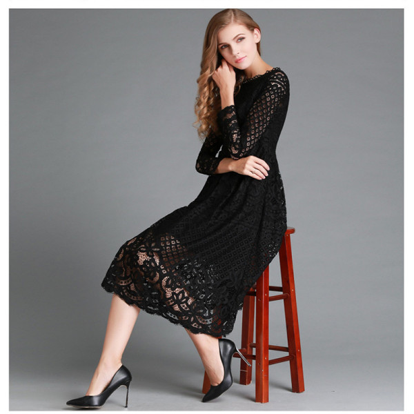 Round neck lace long sleeved slim fitting mid length skirt