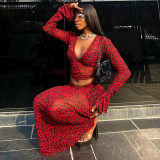 Fashionable printed sexy deep V long sleeved navel exposed top with buttocks wrapped skirt two-piece set