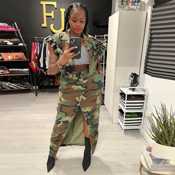 Camo split button street trendsetter skirt
