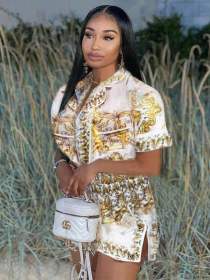 Digital positioning printed shirt with elastic waist split shorts set, two-piece set