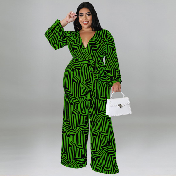 Oversized women's long sleeved jumpsuit straight leg pants
