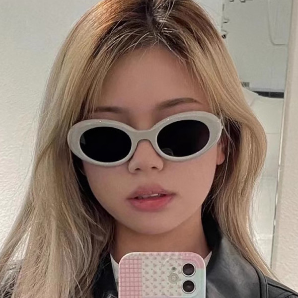 Retro oval sunglasses for women's personalized UV resistant beach glasses