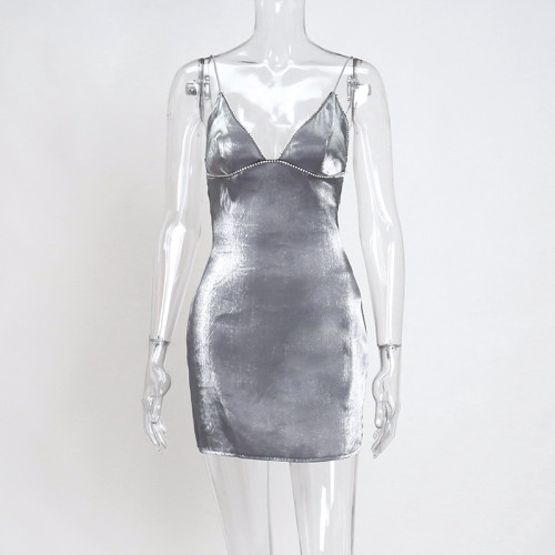 Deep V-neck diamond chain backless dress with straps