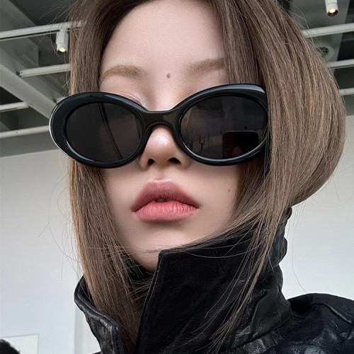 Retro oval sunglasses for women's personalized UV resistant beach glasses