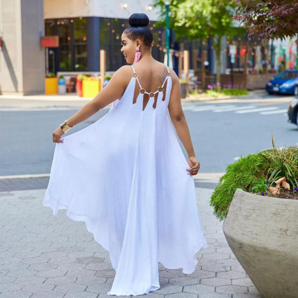 Sexy large skirt, solid color loose fitting metal decoration, large size dress