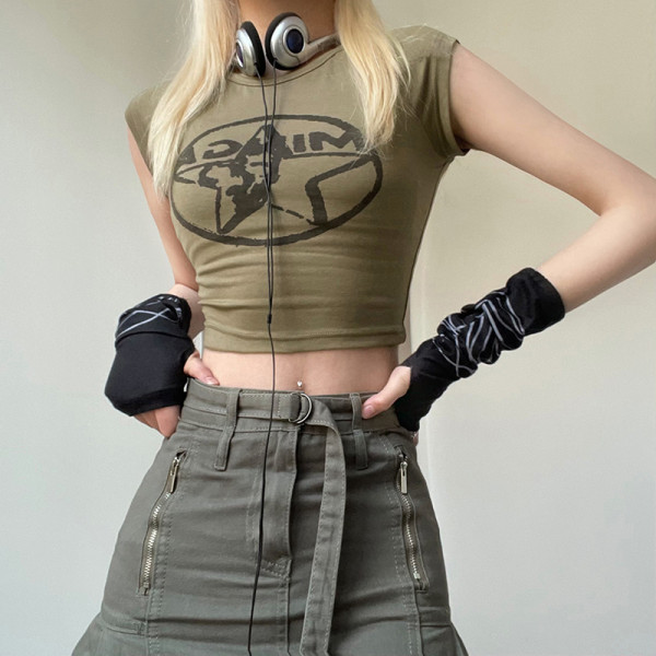 Star print contrasting color basic slim fitting camisole with exposed navel short T-shirt top