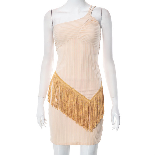 Irregular diagonal shoulder strap tassel top short skirt casual set