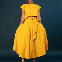 Oversized fashionable and casual top with large hem skirt