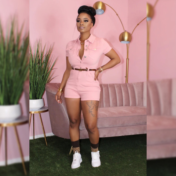 Solid color short sleeved buttoned jumpsuit